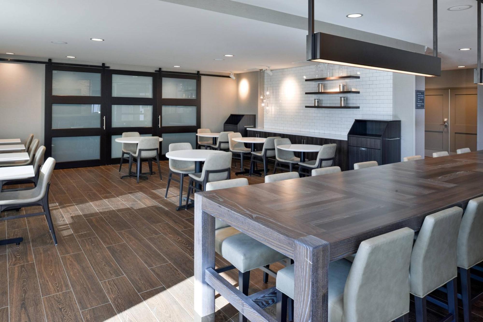 Residence Inn By Marriott Bakersfield West Exteriör bild